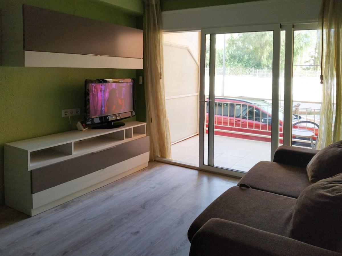 Sunflat Holidays Vila Beach Economic Aparment กัมบริลส์ ภายนอก รูปภาพ