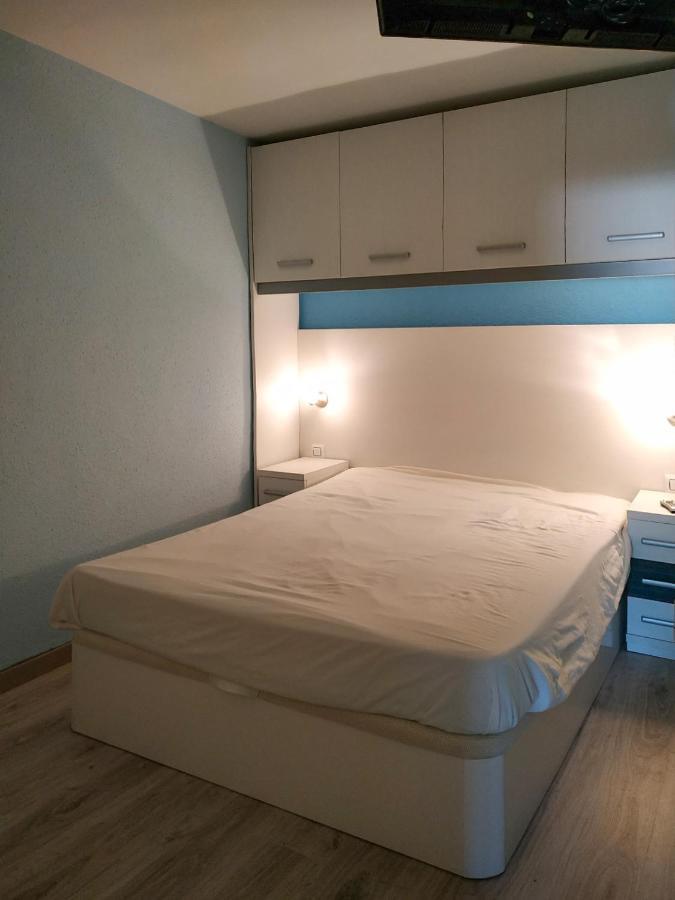 Sunflat Holidays Vila Beach Economic Aparment กัมบริลส์ ภายนอก รูปภาพ